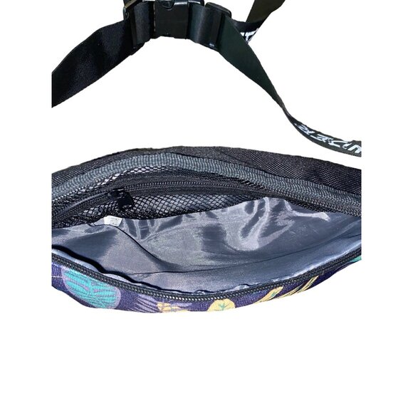 Islander Fanny Waist Pack Used Tropical Pattern - Picture 6 of 11